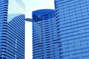 福岡の賃貸情報をリードするドリームステージが運営する「カフェコラボ店（キャナルシティ前）」の魅力と詳細